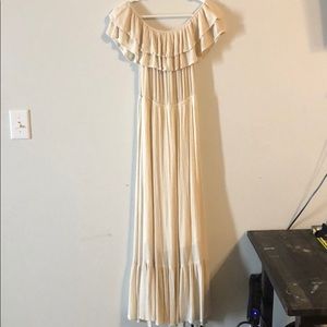 Off The Shoulder Ruffle Maxi Dress